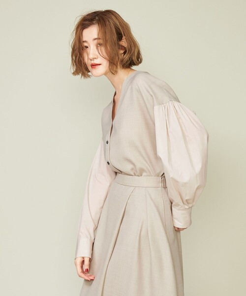 conte コンビVネックシャツ ウール混 グレー 長袖 レディース 辺見えみり