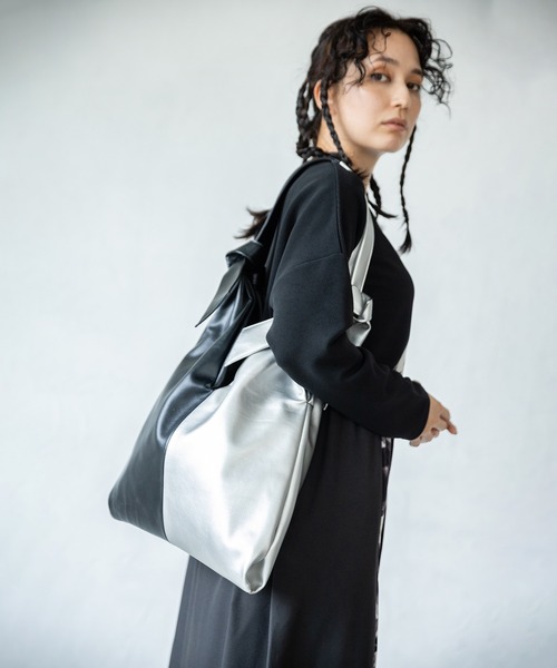 OSMOSIS（オズモーシス）の「切替フロントタックワンピース（ワンピース・レディース・ブラック系その他/ブラック/グレー系その他・ONE SIZE）」の7枚目の写真