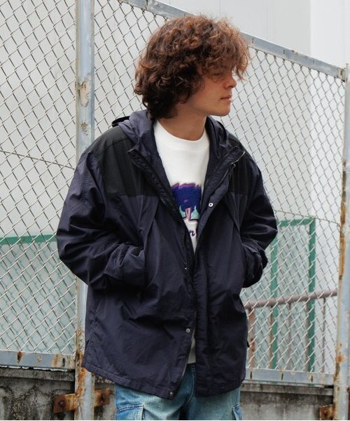 GLAZOS（グラソス）の「【大人向けサイズあり】【撥水】ナイロン・ボアインナー付き３WAYコート（ブルゾン・キッズ・ベージュ/ネイビー/カーキ・S/M/L/LL）」の3枚目の写真