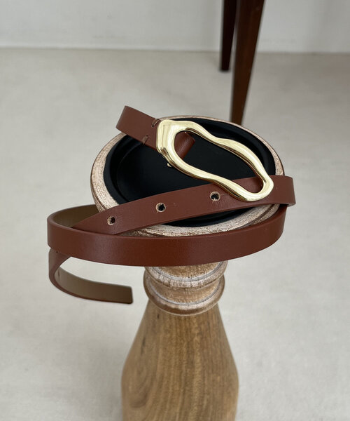 CAPRICIEUX LE'MAGE（カプリシューレマージュ）の「ウェーブバックルベルト（ベルト・レディース・ブラウン/ブラック・FREE）」の8枚目の写真
