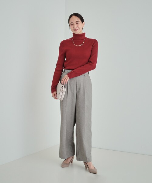 SHOO・LA・RUE（シューラルー）の「◆【高レビュー/洗える/S-3L】ちくちくしにくい なめらか リブタートルニット（ニット/セーター・レディース・ワインレッド/オフホワイト/グレー/ダークグリーン/ブルー/ホワイト系5/ベージュ系その他5/ブラック/ベージュ/グリーン系/ライトブルー・01/02/03/04/05）」の16枚目の写真