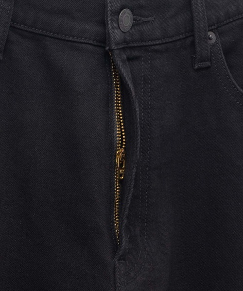 NAVY(ネイビー)の「毎日はきたくなるデニム「マイデニ」テーパードパンツ(デニムパンツ・メンズ・ライトインディゴブルー/ブラック・26inch/27inch/28inch/29inch/30inch/31inch/32inch/33inch/34inch)」の6枚目の写真