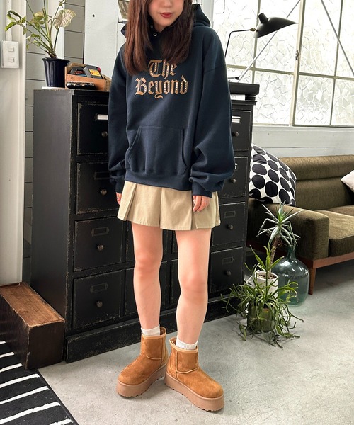 apres jour mignon(アプレジュールミニョン)の「プリントスタッズフーディー【ZOZOTOWN限定アイテム】(パーカー・レディース・ブラック/ネイビー/ナチュラル・フリー/X-LARGE)」の5枚目の写真