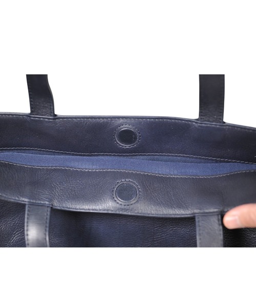 SEEKER(シーカー)の「【NOBLE】オイルレザー カジュアルトートL SKB-NB06(トートバッグ・メンズ・ネイビー/ブラック/ワイン/キャメル/グリーン・FREE)」の19枚目の写真
