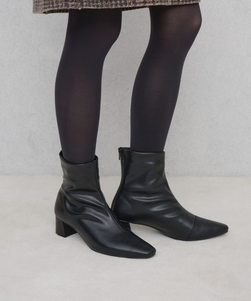 Launa lea（ラウナレア）の「4cmストレッチスクエアトウショートブーツ(0587)（ブーツ・レディース・ブラック系その他/グレー系その他/ベージュ系その他/モカ/ブラック・S/M/L/LL）」の2枚目の写真