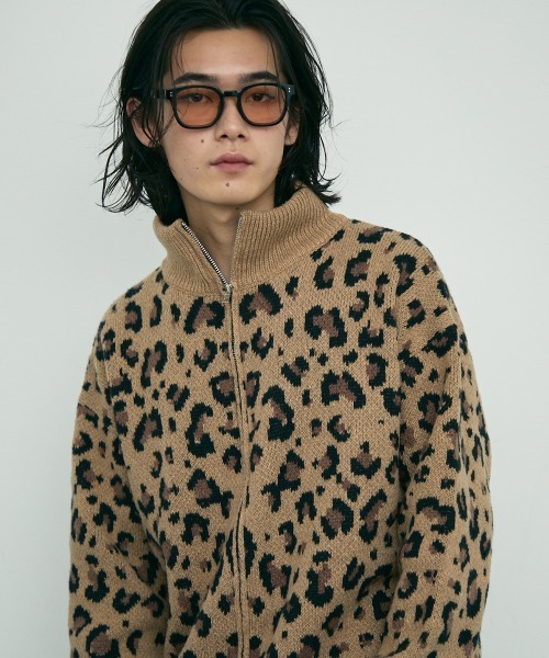 【セール】Leopard print zip-up knit sweater / レオパード柄ジップアップニットセーター（ニット/セーター）｜Shoowtime（ショウタイム）