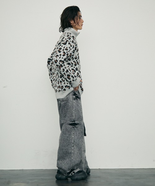 【セール】Leopard print zip-up knit sweater / レオパード柄ジップアップニットセーター（ニット/セーター）｜Shoowtime（ショウタイム）