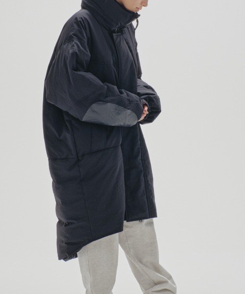 TODAYFUL（トゥデイフル）の「TODAYFUL Monster Down Coat（ダウンジャケット/コート・レディース・ブラック/ベージュ・36/38）」の4枚目の写真