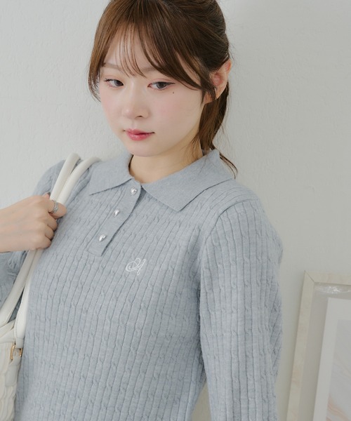 Another Branch olive des olive(アナザーブランチオリーブデオリーブ)の「ハート釦ケーブルポロKT(ニット/セーター・レディース・アイボリー/サックスブルー/イエロー/ネイビー・FREE)」の5枚目の写真