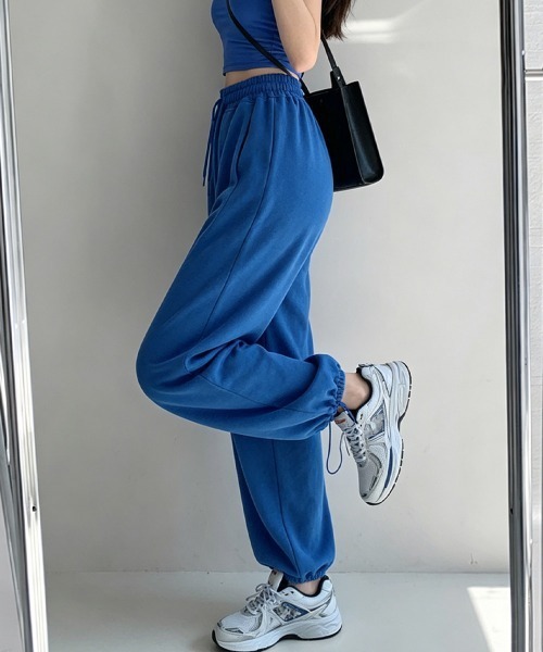Miniministore(ミニミニストア)の「韓国 スウェットパンツ レディース 新作(カーゴパンツ・レディース・ブラック/アイボリー/チャコールグレー/ダークグリーン/フューシャピンク/ホワイト/レッド/ライトグレー/キャメル/アクア/ダークネイビー/ラベンダー/ロイヤルブルー/ブルー・FREE)」の8枚目の写真