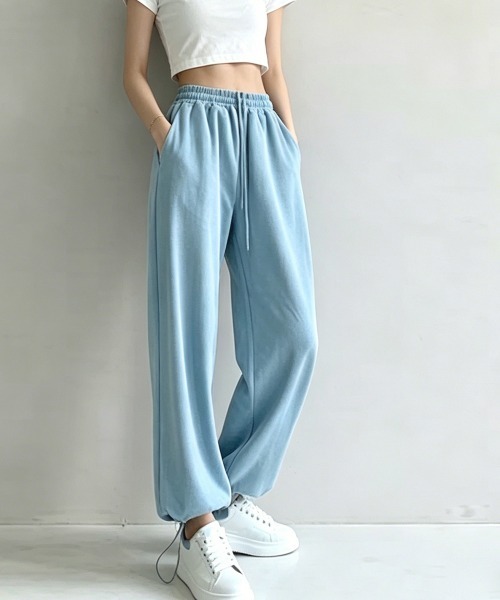 Miniministore(ミニミニストア)の「韓国 スウェットパンツ レディース 新作(カーゴパンツ・レディース・ブラック/アイボリー/チャコールグレー/ダークグリーン/フューシャピンク/ホワイト/レッド/ライトグレー/キャメル/アクア/ダークネイビー/ラベンダー/ロイヤルブルー/ブルー・FREE)」の7枚目の写真