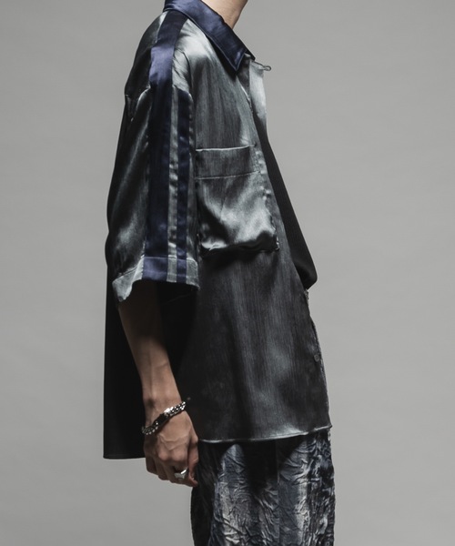 CASPER JOHN（キャスパージョン）の「Striped crepe satin bowling shirts/楊柳サテンボーリングシャツ（シャツ/ブラウス・メンズ・ブラック/グレー/ブルー・X-SMALL/SMALL/MEDIUM/LARGE）」の15枚目の写真