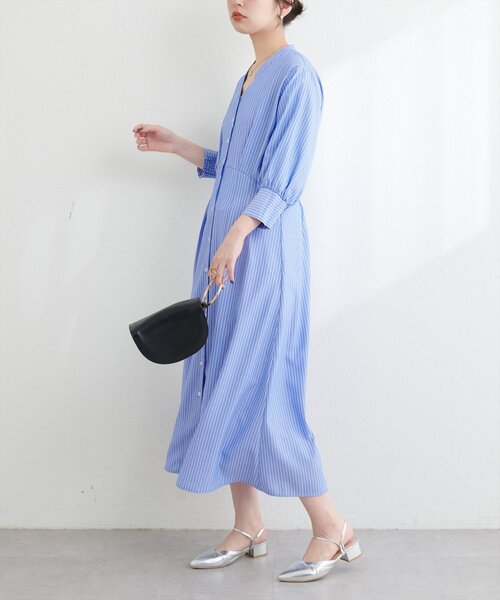 natural couture(ナチュラルクチュール)の「タックシャツワンピース(ワンピース・レディース・ブルー/オフホワイト/ピンク/ベージュ/イエロー・FREE/LARGE)」の14枚目の写真