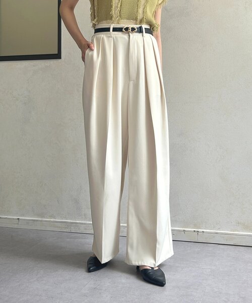 Thevon（ゼボン）の「【累計販売数 1万本 突破！】2タックスラックス（スラックス・レディース・アイボリー/チャコールグレー/ブラック/ベージュ/ブラウン/キャメル/ネイビー/インディゴブルー/ブルー/ブラック系その他/モカ/ホワイト系その他/ブラック系その他2・S/M/PS/TM）」の21枚目の写真