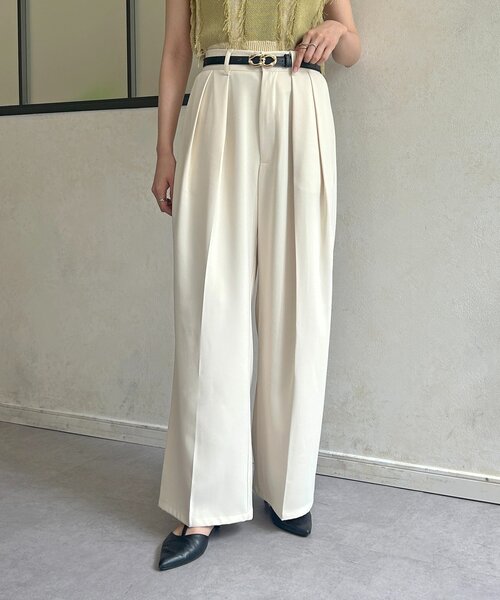 Thevon（ゼボン）の「【累計販売数 1万本 突破！】2タックスラックス（スラックス・レディース・アイボリー/チャコールグレー/ブラック/ベージュ/ブラウン/キャメル/ネイビー/インディゴブルー/ブルー/ブラック系その他/モカ/ホワイト系その他/ブラック系その他2・S/M/PS/TM）」の14枚目の写真