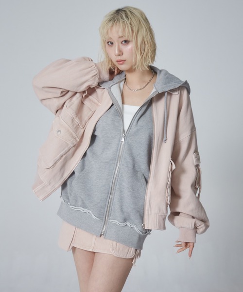 ENVYM（アンビー）の「ポケットデニムビッグシルエットブルゾン（ブルゾン・レディース・ブラック/ピンク/ブルー・FREE）」の15枚目の写真