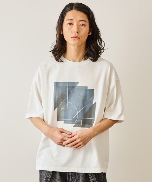 JUNRED(ジュンレッド)の「ジオメトリックアートTシャツ(Tシャツ/カットソー・メンズ・ホワイト/ブラック・S/M/L)」の4枚目の写真