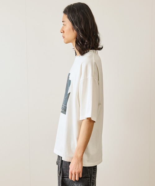 JUNRED(ジュンレッド)の「ジオメトリックアートTシャツ(Tシャツ/カットソー・メンズ・ホワイト/ブラック・S/M/L)」の9枚目の写真