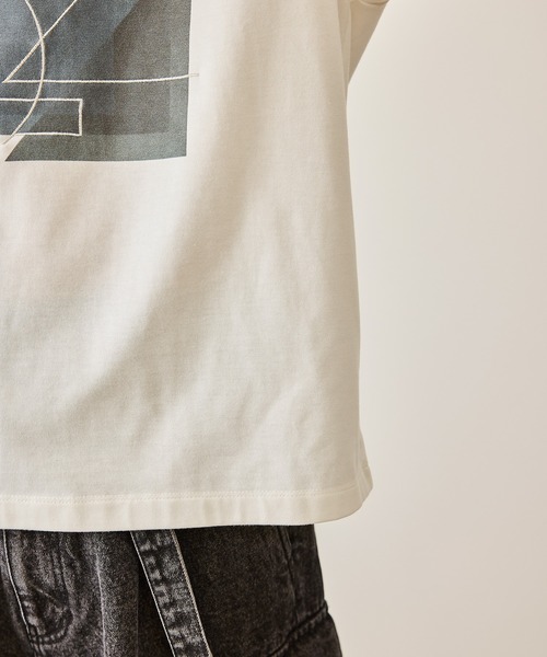 JUNRED(ジュンレッド)の「ジオメトリックアートTシャツ(Tシャツ/カットソー・メンズ・ホワイト/ブラック・S/M/L)」の13枚目の写真