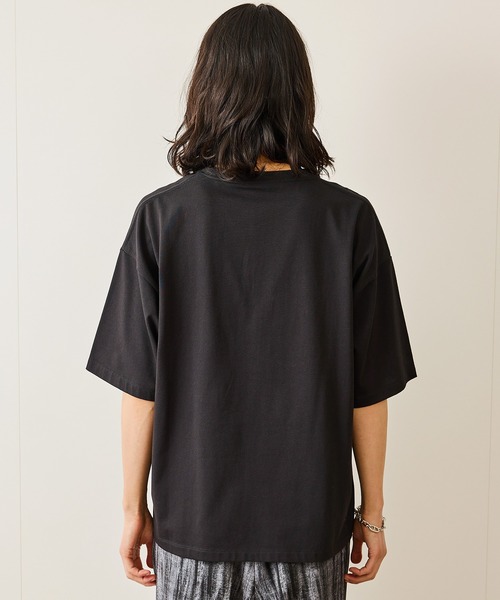 JUNRED(ジュンレッド)の「ジオメトリックアートTシャツ(Tシャツ/カットソー・メンズ・ホワイト/ブラック・S/M/L)」の22枚目の写真
