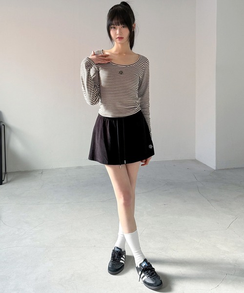 muahmuah ベロア トレーニング スカート A'GEM/9 × .kom 『muah muah/ムーアムーア』 VELOUR TRAINING
