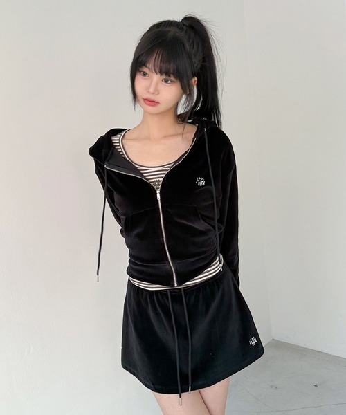 muahmuah ベロア トレーニング スカート A'GEM/9 × .kom 『muah muah/ムーアムーア』 VELOUR TRAINING