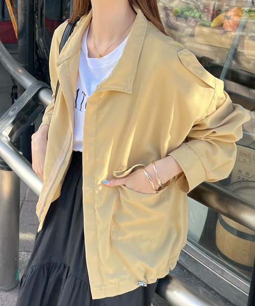 Futier land(フューティアランド)の「スタンドカラーダブルポケットジャケット(ブルゾン・レディース・カーキ/ブラック/ベージュ・FREE)」の3枚目の写真