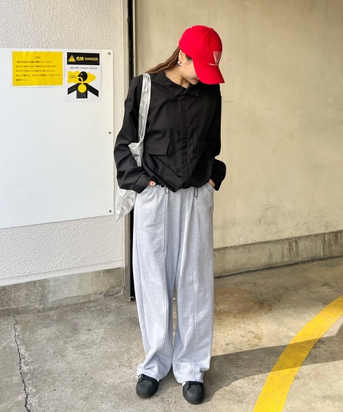 Futier land(フューティアランド)の「スタンドカラーダブルポケットジャケット(ブルゾン・レディース・カーキ/ブラック/ベージュ・FREE)」の11枚目の写真