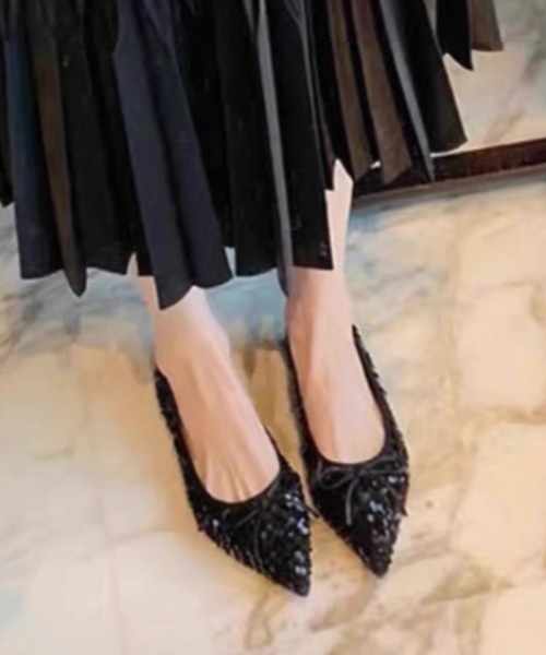 ampm（エーエムピーエム）の「スパンコールポンティッドトゥフラットパンプス（パンプス・レディース・シルバー/ブラック・40/39/38/37/36/35）」の6枚目の写真