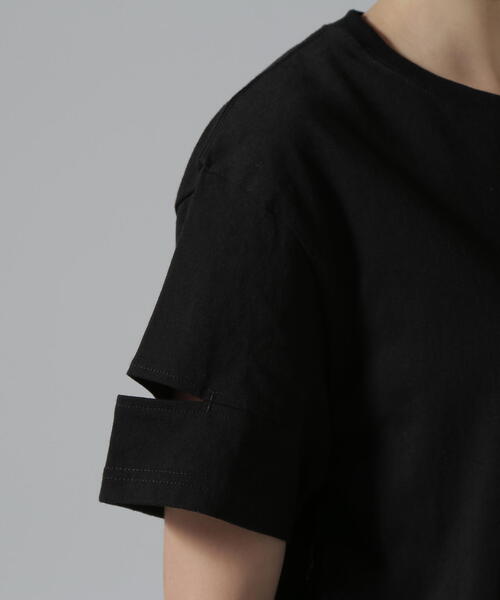 AVIREX(アヴィレックス)の「CUFFS OPEN LOGO TAPE EMBROIDERED ONEPIECE/カフスオープンロゴテープ刺繍ワンピース(ワンピース・レディース・ブラック/パープル/ホワイト系2・F)」の11枚目の写真