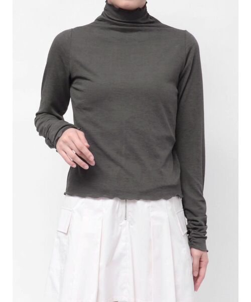 MERCURYDUO(マーキュリーデュオ)の「ハイネックシアートップス(Tシャツ/カットソー・レディース・ライトブルー/チャコールグレー/アイボリー・FREE)」の2枚目の写真