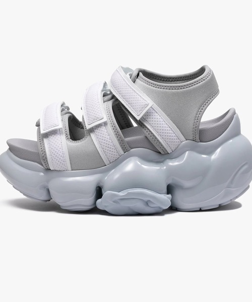 grounds(グラウンズ)の「【grounds】 MOOPIE CATERPILLAR SANDAL - white(サンダル・メンズ・ライトグレー・38/39/42/43/41.5/37)」の2枚目の写真