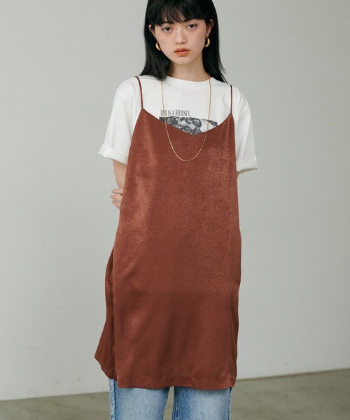 LARUTA(ラルータ)の「【LARUTA】マットバックサテンチュニックワンピース(キャミソール・レディース・ブラック/ブラウン・FREE)」の15枚目の写真