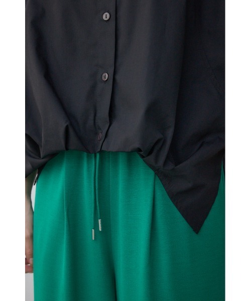 AZUL by moussy（アズールバイマウジー）の「タックヘムコクーンシャツ（シャツ/ブラウス・レディース・ブラック/アイボリー/グレー・FREE）」の14枚目の写真