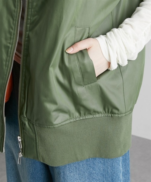 Soiunique（スワユニーク）の「MA-1風デザインベストジャンパー ［Soiunique］（MA-1・レディース・ブラック/カーキ・S～Ｍ/L～LL）」の14枚目の写真