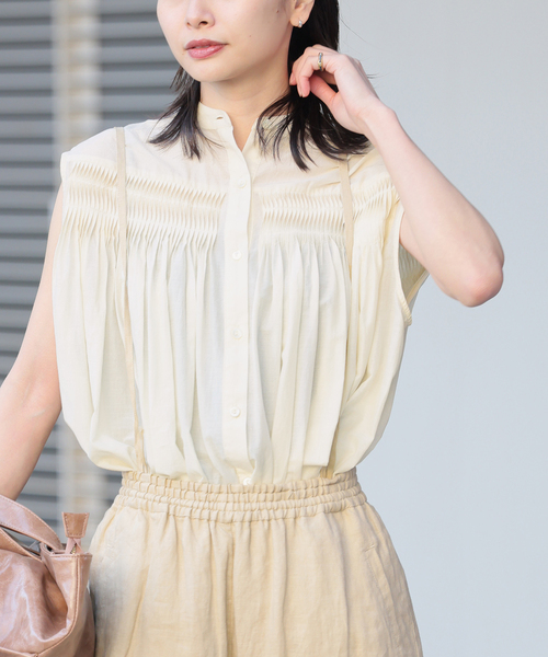 JOURNAL STANDARD(ジャーナルスタンダード)の「ボイルピンタックノースリーブブラウス(シャツ/ブラウス・レディース・ブラウン/ブルー系その他/ホワイト×ホワイト・FREE)」の2枚目の写真