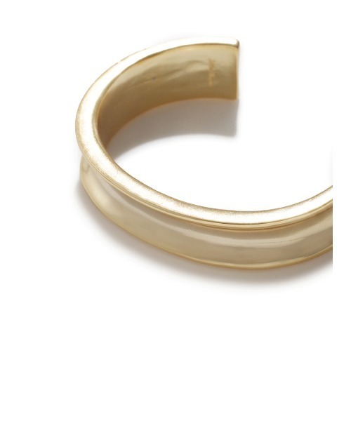 Mila Owen（ミラオーウェン）の「メタルカーブバングル（バングル/リストバンド・レディース・シルバー/ゴールド・FREE）」の5枚目の写真