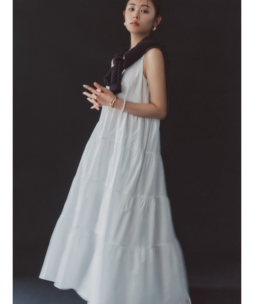 Mila Owen（ミラオーウェン）の「メタルカーブバングル（バングル/リストバンド・レディース・シルバー/ゴールド・FREE）」の13枚目の写真