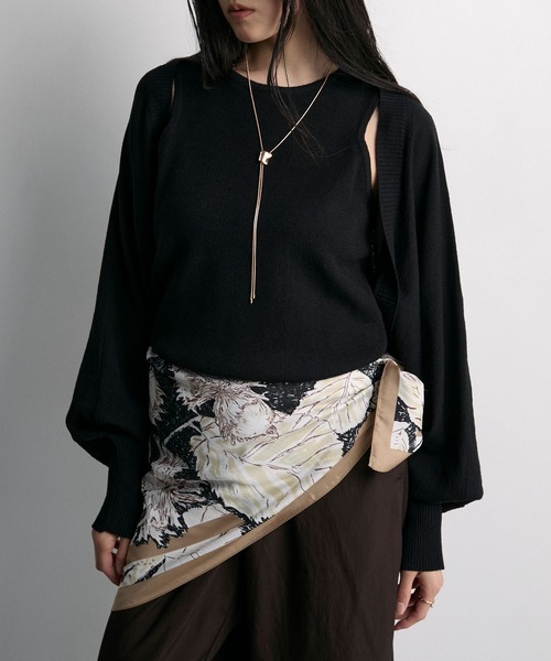 your/0w(ユアロウ)の「Bicolor bolero cardigan × american sleeve tank top 2-piece set ensemble / 配色 ボレロカーディガン × アメスリタンク 2SET アンサンブル(アンサンブル・レディース・レンガ/グレー/ブラック・FREE)」の8枚目の写真
