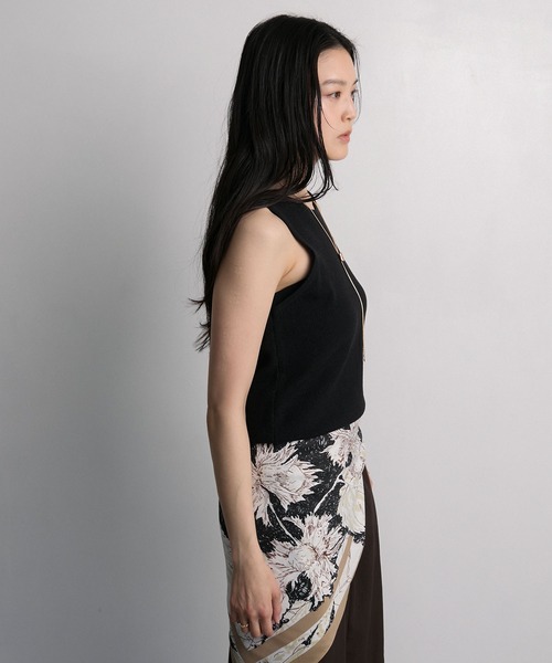 your/0w(ユアロウ)の「Bicolor bolero cardigan × american sleeve tank top 2-piece set ensemble / 配色 ボレロカーディガン × アメスリタンク 2SET アンサンブル(アンサンブル・レディース・レンガ/グレー/ブラック・FREE)」の16枚目の写真