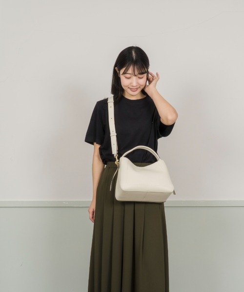 【お値引き中】❤️LORISTELLA ハンドバッグ　ショルダーバッグ LORISTELLA ショルダーバッグ バッグ 「LORISTELLA/ロリステッラ