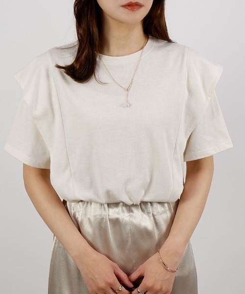 CLOTHY(クロシィ)の「【トレンドライクなこなれアイテム!】ラッフルデザインTシャツ(Tシャツ/カットソー・レディース・アイボリー/ブラック/オフホワイト/ネイビー・LARGE/MEDIUM)」の9枚目の写真