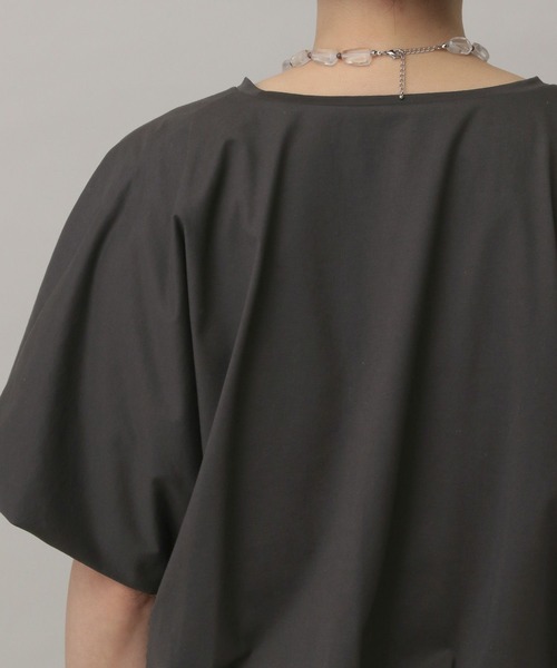 A part by(アパートバイ)の「バルーンカットTシャツ(Tシャツ/カットソー・レディース・ブラウン系その他/オフホワイト/チャコールグレー・FREE)」の7枚目の写真