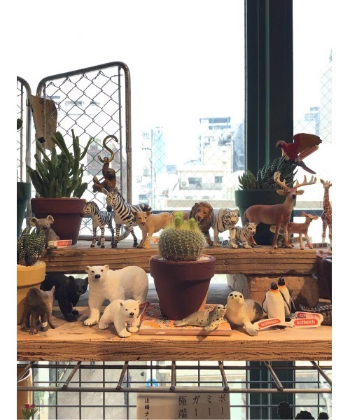 TODAY'S SPECIAL(トゥデイズスペシャル)の「【Schleich】ナマケモノ /360593(インテリア雑貨・レディース・その他1・FREE)」の5枚目の写真