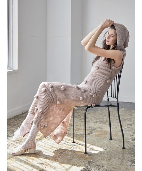 etre loin（エトルワン）の「Rose knit hoodie dress（ワンピース・レディース・ホワイト/ブラック/モカ・M）」の7枚目の写真