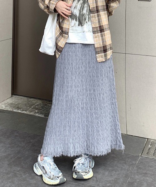 SallyLunn（サリーラン）の「シュリンクテクスチャーフリンジスカート（スカート・レディース・グレー/アイボリー/ブラック・FREE）」の3枚目の写真