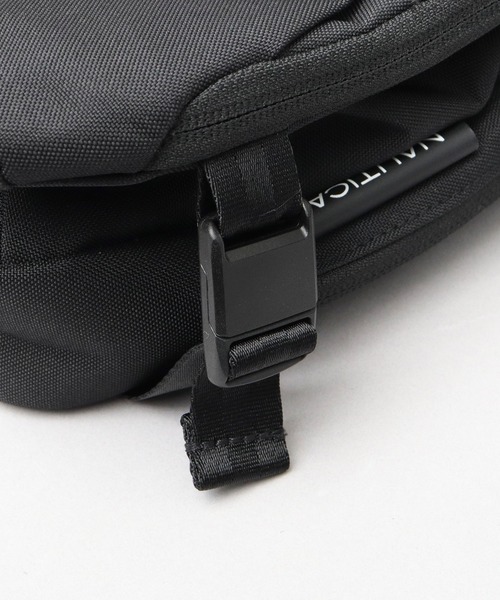 NAUTICA(ノーティカ)の「CORDURAポリエステル マグネットバックル 縦型 ミニショルダーバッグ(ショルダーバッグ・メンズ・ブラック・FREE)」の13枚目の写真