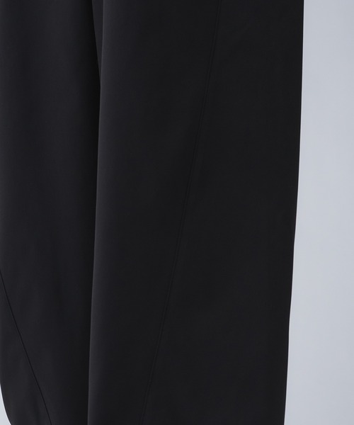 Adoon plain(アドーンプレーン)の「POLYESTER WIDE CURVE DESIGN SLACKS / ポリエステルワイドカーブデザインスラックス(スラックス・メンズ・チャコールグレー/ブラック・SMALL/LARGE/MEDIUM)」の15枚目の写真
