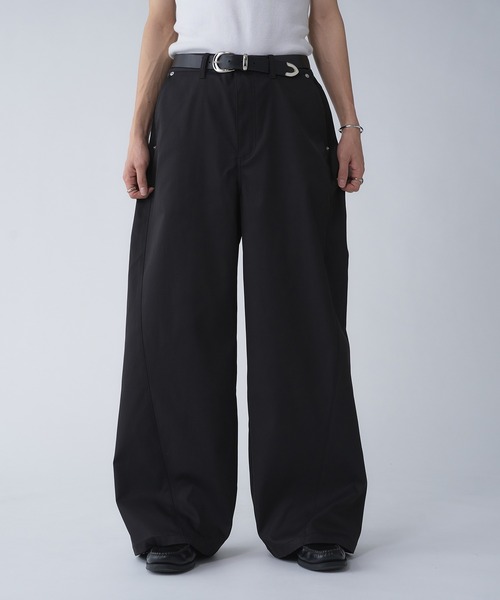 Adoon plain(アドーンプレーン)の「POLYESTER WIDE CURVE DESIGN SLACKS / ポリエステルワイドカーブデザインスラックス(スラックス・メンズ・チャコールグレー/ブラック・SMALL/LARGE/MEDIUM)」の17枚目の写真