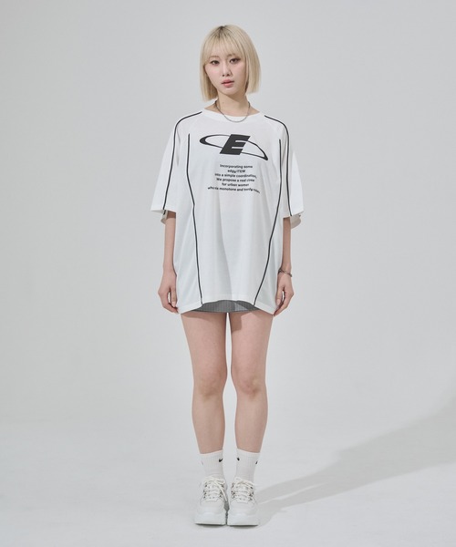 ENVYM（アンビー）の「バイカラービッグシルエットTシャツ（Tシャツ/カットソー・レディース・ホワイト/ピンク/ブルー・FREE）」の6枚目の写真